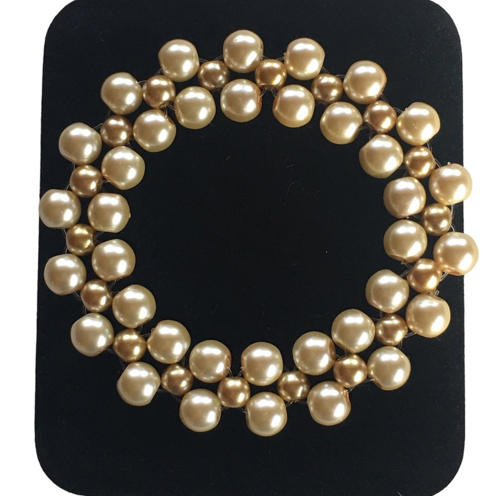 Handmade Pearl Bracelets - Picture 4 of 6